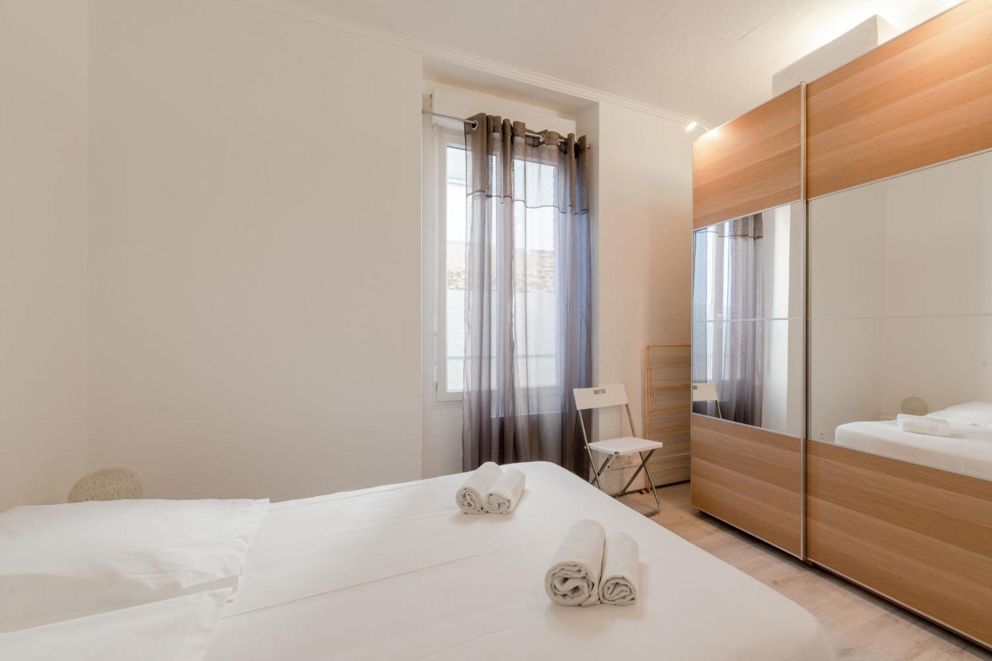 Appartement A 200M Du Chateau Et Du Port 波尔尼克 外观 照片