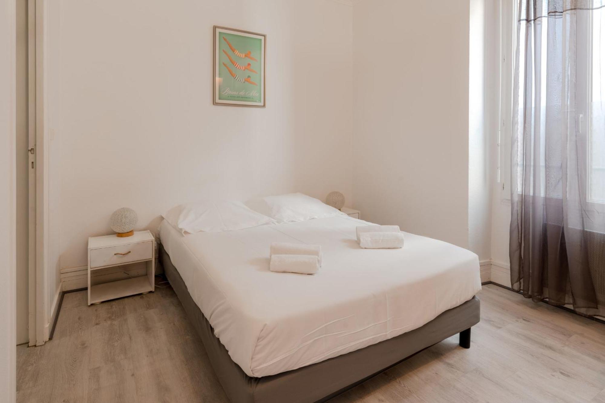 Appartement A 200M Du Chateau Et Du Port 波尔尼克 外观 照片